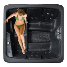 Spa 4 places rotomoulé Mercure by Enso Spas