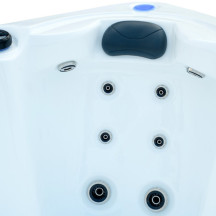 Spa 5 places Lanzarote avec 2 places allongées et 3 sièges