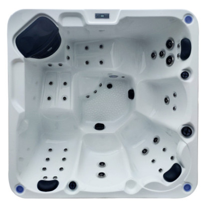 Spa 5 places Lanzarote avec 2 places allongées et 3 sièges